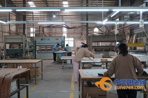 厚街家具廠暖心之舉 為湖北籍員工發(fā)放千元補(bǔ)貼，傳遞家居行業(yè)溫暖